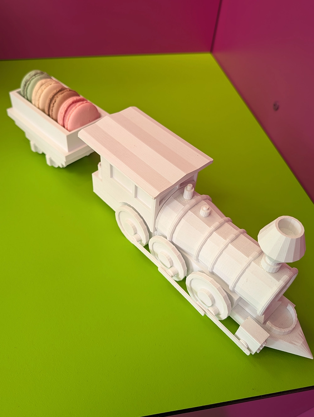 Présentoir train de 4 macarons